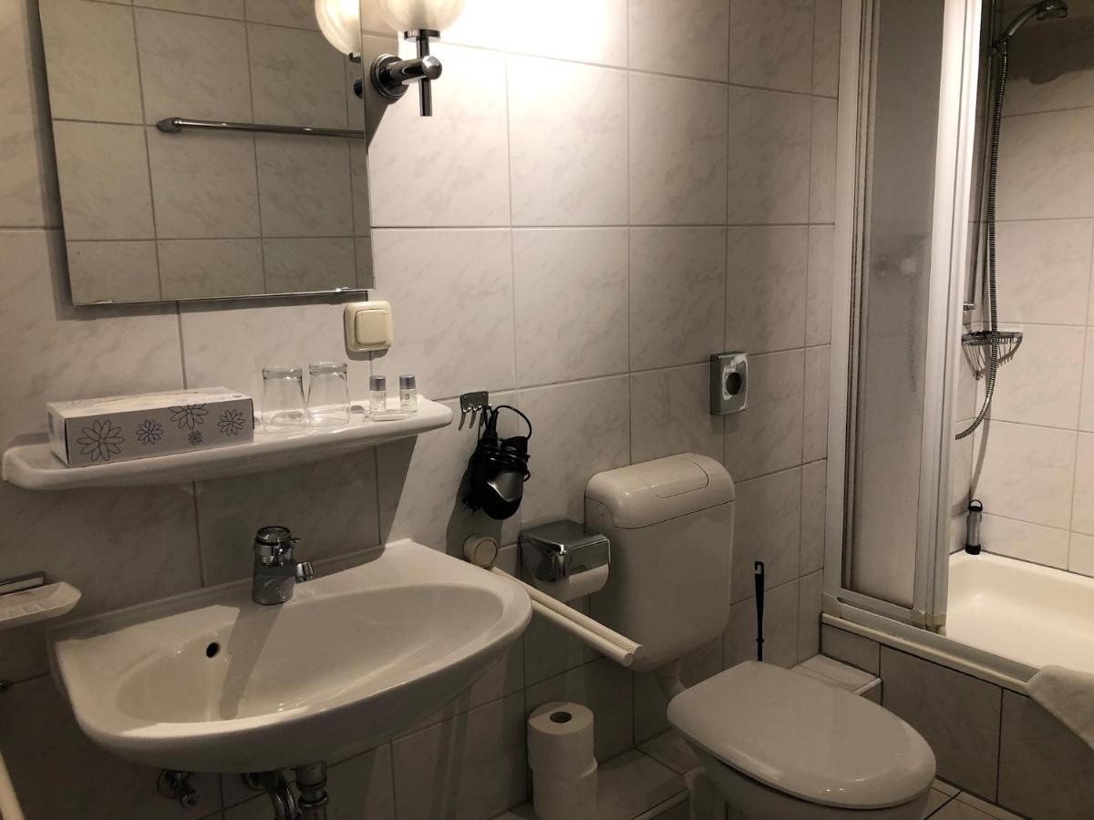 Hotel Krone Post Gersfeld Extérieur photo
